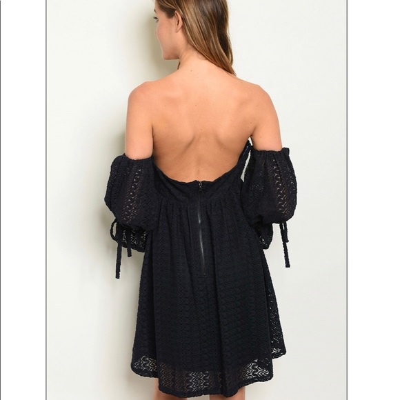 Sleeveless sexy navy dress - Picture 2 of 2